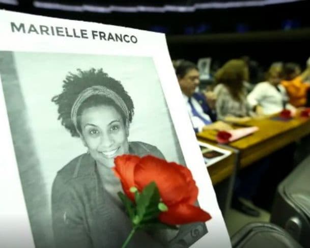 Justiça do RJ determina que X entre IP&#8217;s de usuários que republicaram ofensas a Marielle Franco