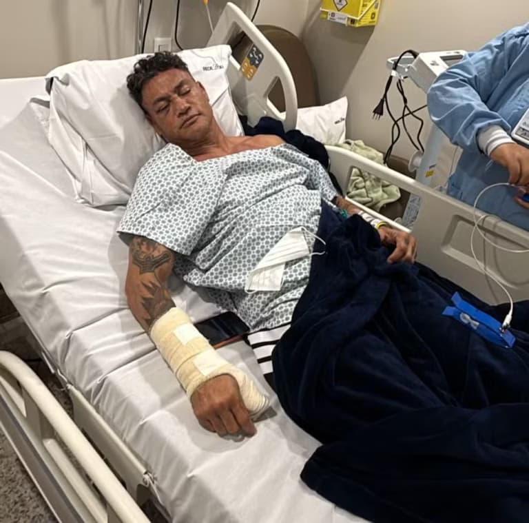 Com fratura na mão, Popó passa por cirurgia após confusão no ringue