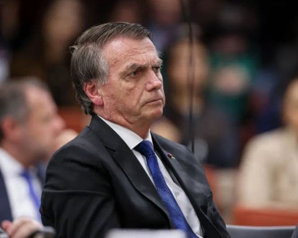 Bolsonaro decide não comparecer à julgamente no Supremo nesta terça-feira