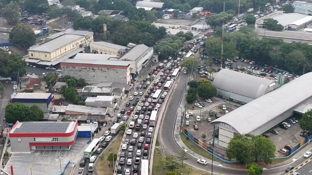Amazonas é o estado menos seguro do país para dirigir, aponta estudo nacional