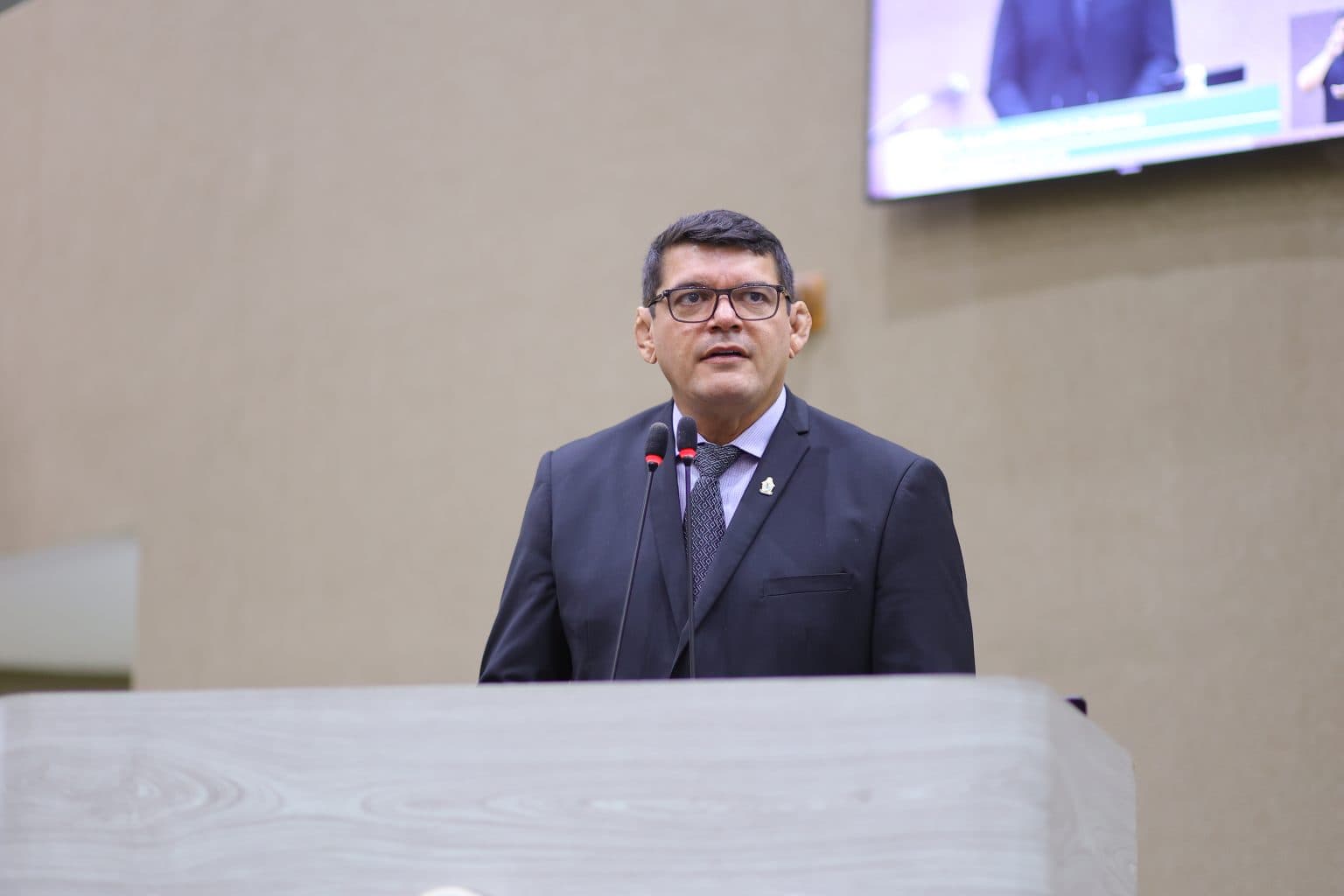 Allan Campelo critica uso político da CMM e diz que colegas fazem “palanque para 2026”