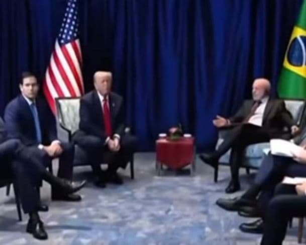Vídeo: Trump corta jornalista que pergunta se “Bolsonaro” era tema de encontro com Lula: “não é da sua conta”
