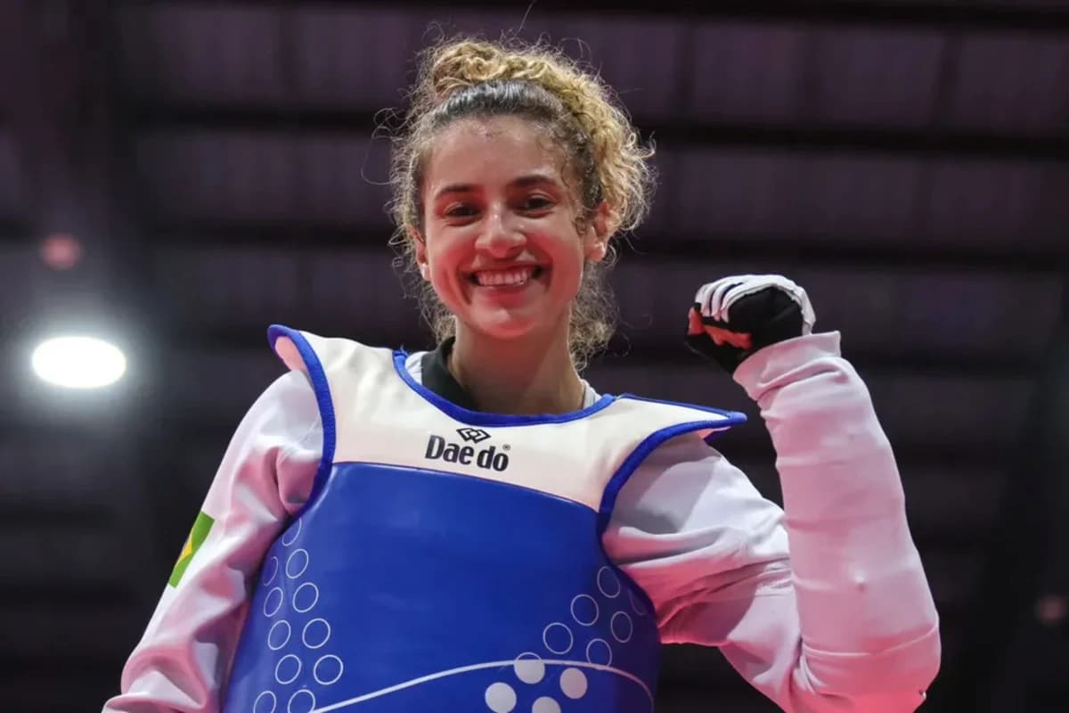 Milena Titoneli conquista medalha de prata no Mundial de Taekwondo