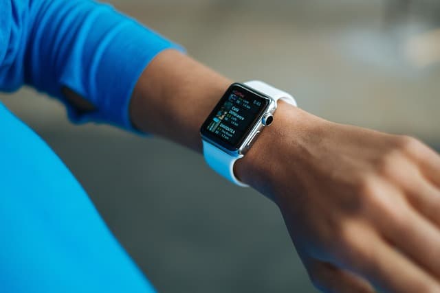 Dados de saúde dos smartwatches são confiáveis? Entenda os limites e benefícios
