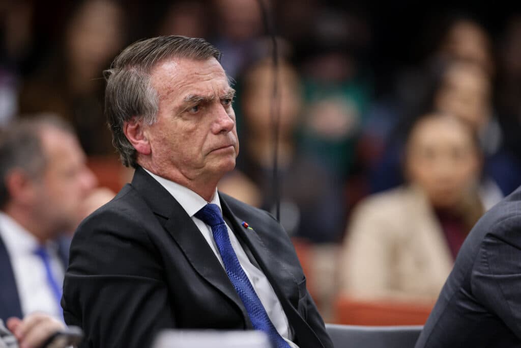 Coincidência? Bolsonaro é preso no dia 22, número usado nas eleições de 2022