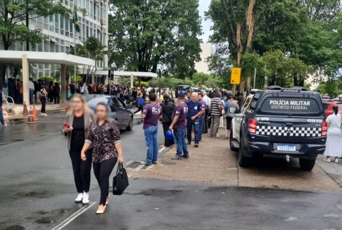 Explosão perto do Ministério da Igualdade Racial, em Brasília, deixa um homem ferido