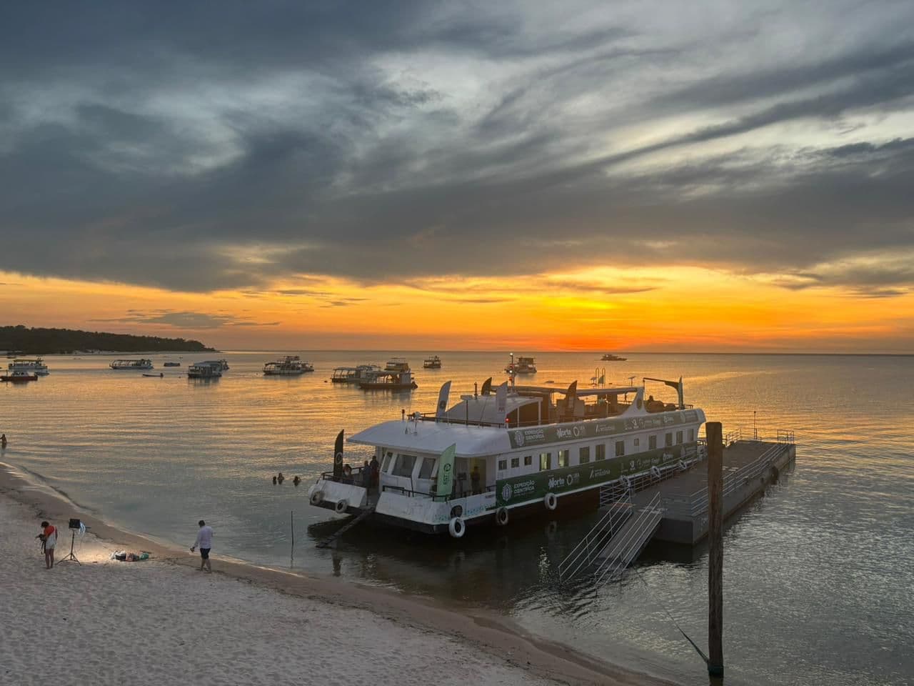 UEA na COP30: expedição científica da universidade monitora qualidade das águas amazônicas em rota até Belém