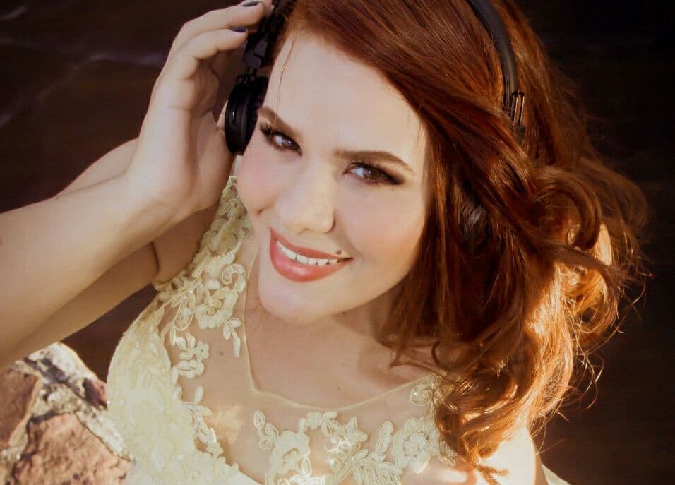 Cantora Eva Rodrigues morre após lutar por 5 anos contra Covid-19 em Manaus