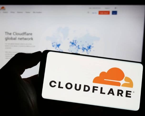 Cloudflare volta a funcionar normalmente após falha de sistema; diretor da empresa explica provavel causa da queda do servidor