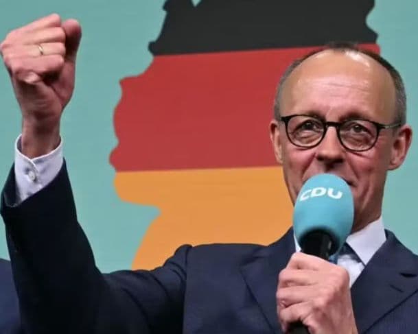 Chanceler alemão diz ter “ficado contente” em voltar para seu país e fala pega mal no Brasil