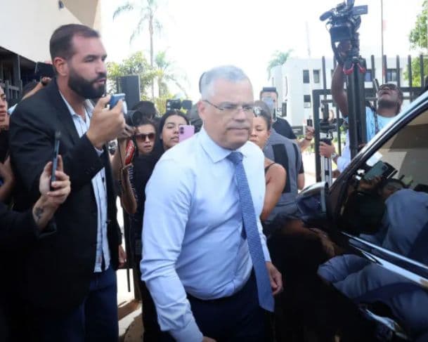 Defesa de Bolsonaro diz que tornozeleira eletrônica era para &#8220;humilhar&#8221; ex-presidente