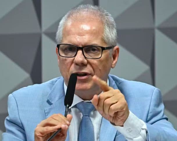 Ex-presidente do INSS preso em operação da PF recebia até R$ 250 mil em proprina; veja como funcionava esquema