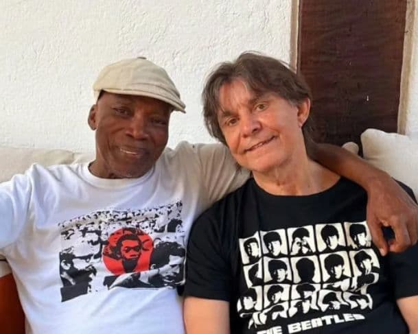 Milton Nascimento se pronuncia sobre morte de Lô Borges: &#8220;Décadas de uma amizade e cumplicidade lindas&#8221;