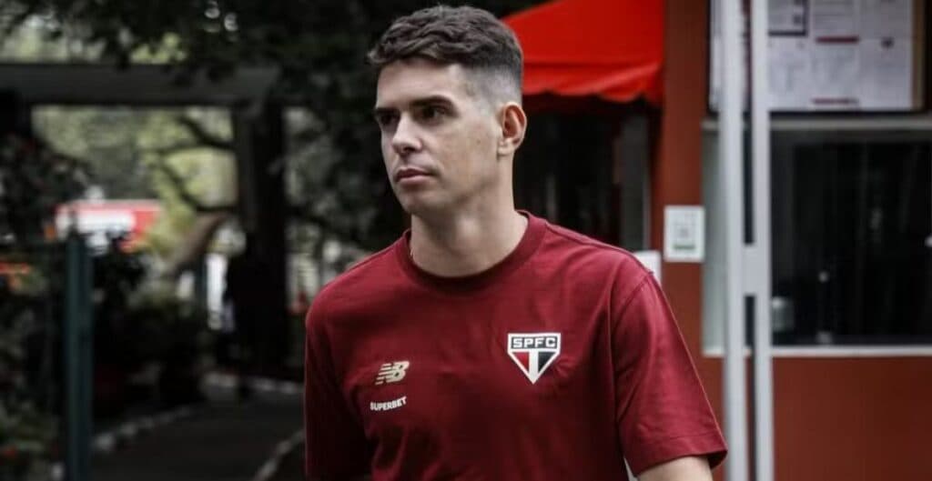 Com alteração cardíaca em exame, jogador Oscar avalia aposentadoria