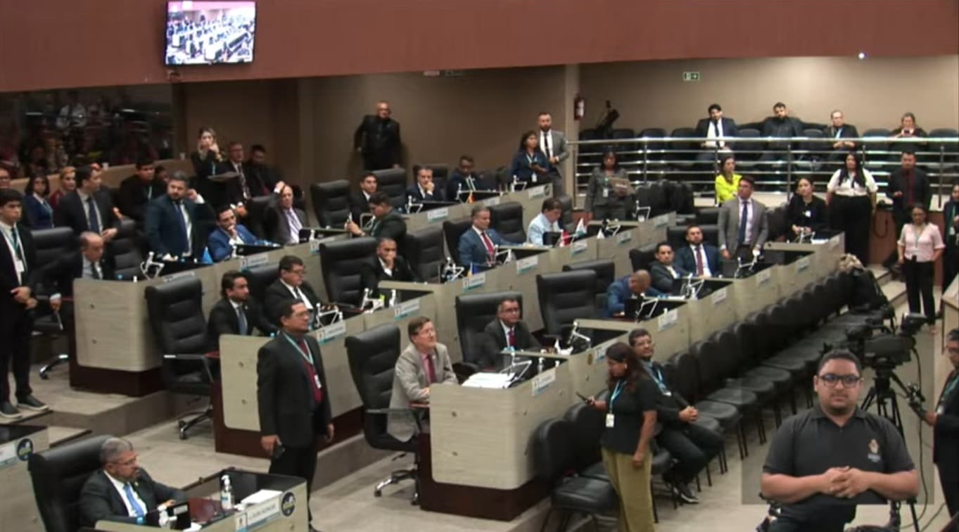 Com 28 votos favoráveis Câmara aprova Reforma da Previdência de Manaus