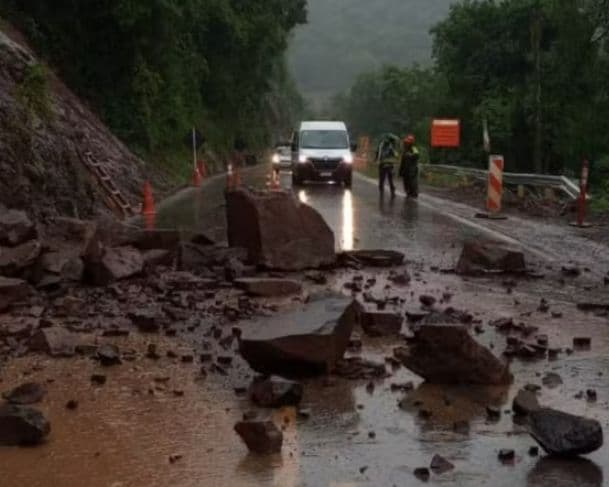 Após tornado violento, governo envia reforços para Rio Bonito do Iguaçu