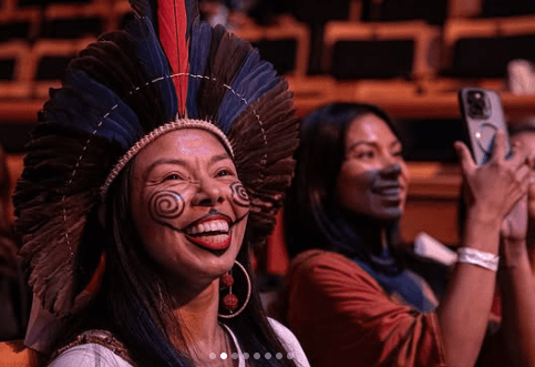 Vanda Witoto critica prefeitos e vereadores pela ausência na abertura da COP-30