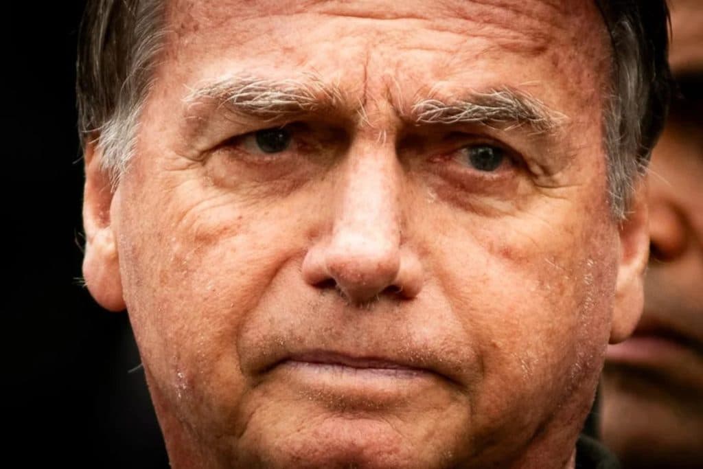 Moraes autoriza ida de Bolsonaro a hospital para cirurgia no Natal
