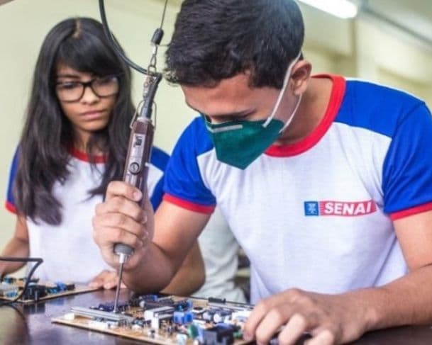 SENAI-AM abre inscrições para cursos gratuitos com qualificação profissional com mais de 2 mil vagas para 2026