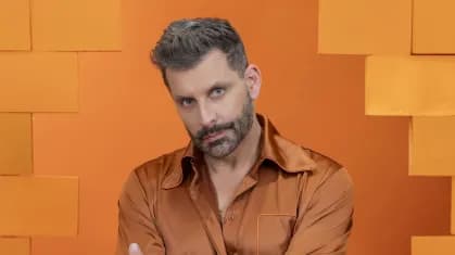 BBB26: Henri Castelli deixa reality por orientação médica, anuncia Tadeu Schmidt