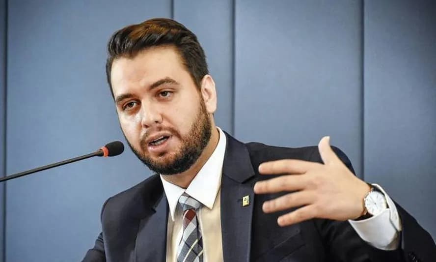 PF prende Filipe Martins, ex-assessor de Jair Bolsonaro