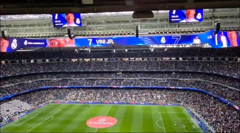 Vini Jr. é vaiado pela torcida em vitória do Real Madrid