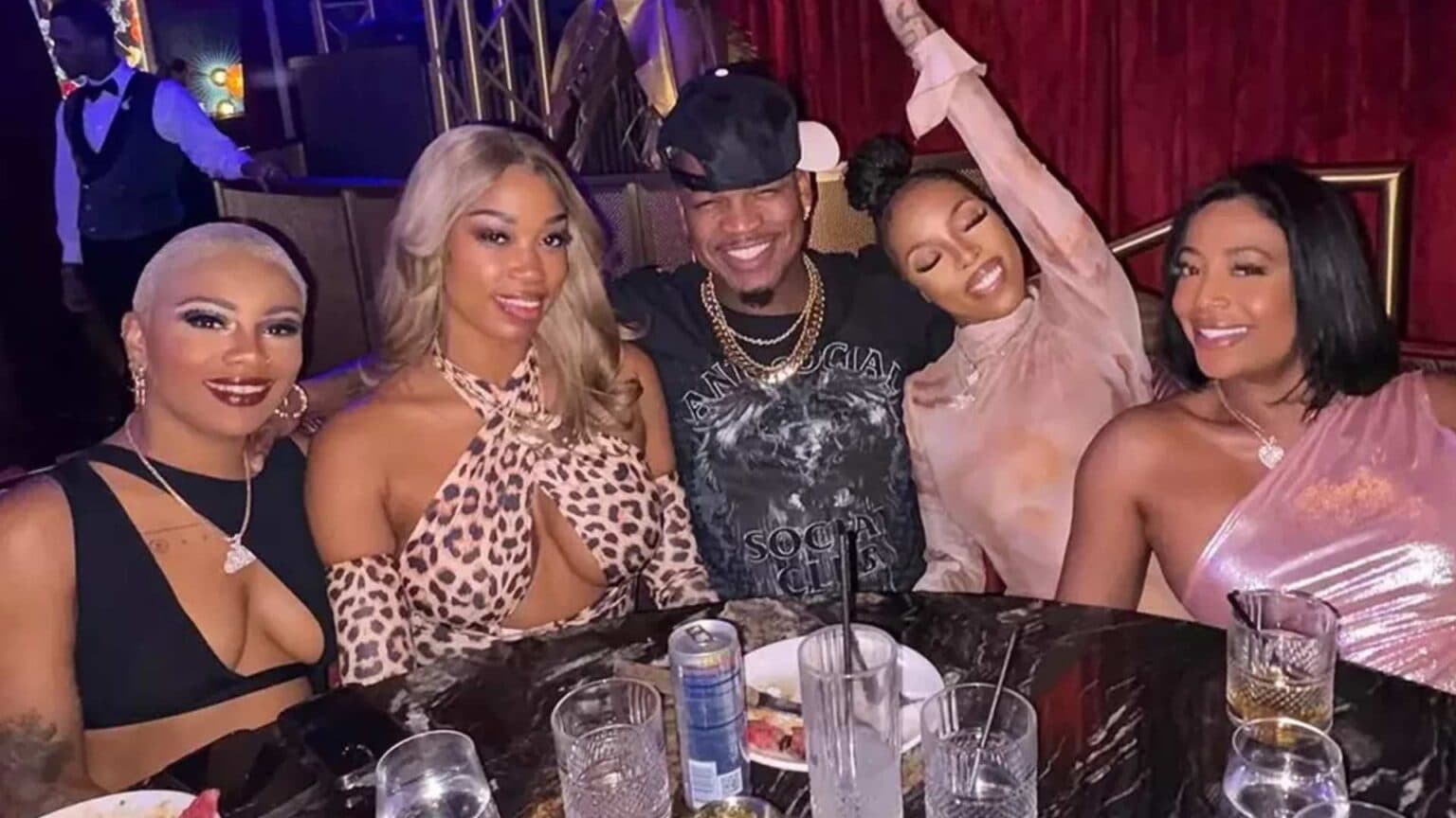 Ne-Yo revela relação poliamorosa com três mulheres