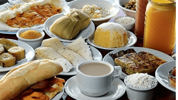 Café da manhã amazonense: uma luta entre a herança regional e a pressa da vida moderna