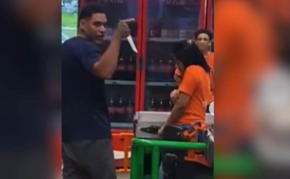 Homem ameaça funcionária com faca dentro de supermercado na avenida Max Teixeira