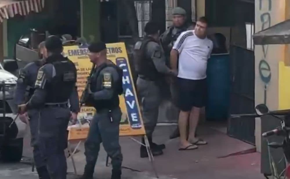 Jovem é morta a tiros após discussão no bairro Betânia; suspeito é preso