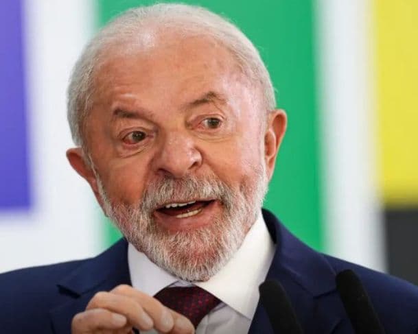 Brasil vai isentar vistos de curta duração para chineses, anuncia Lula