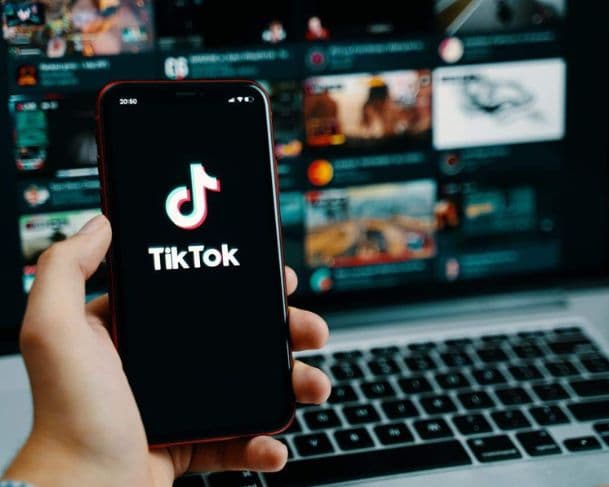 Após impasse político, TikTok passa a ser controlado por investidores não chineses nos EUA