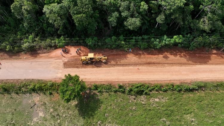 Governador assina ordens de serviço com mais de R$ 112 milhões em obras para Autazes