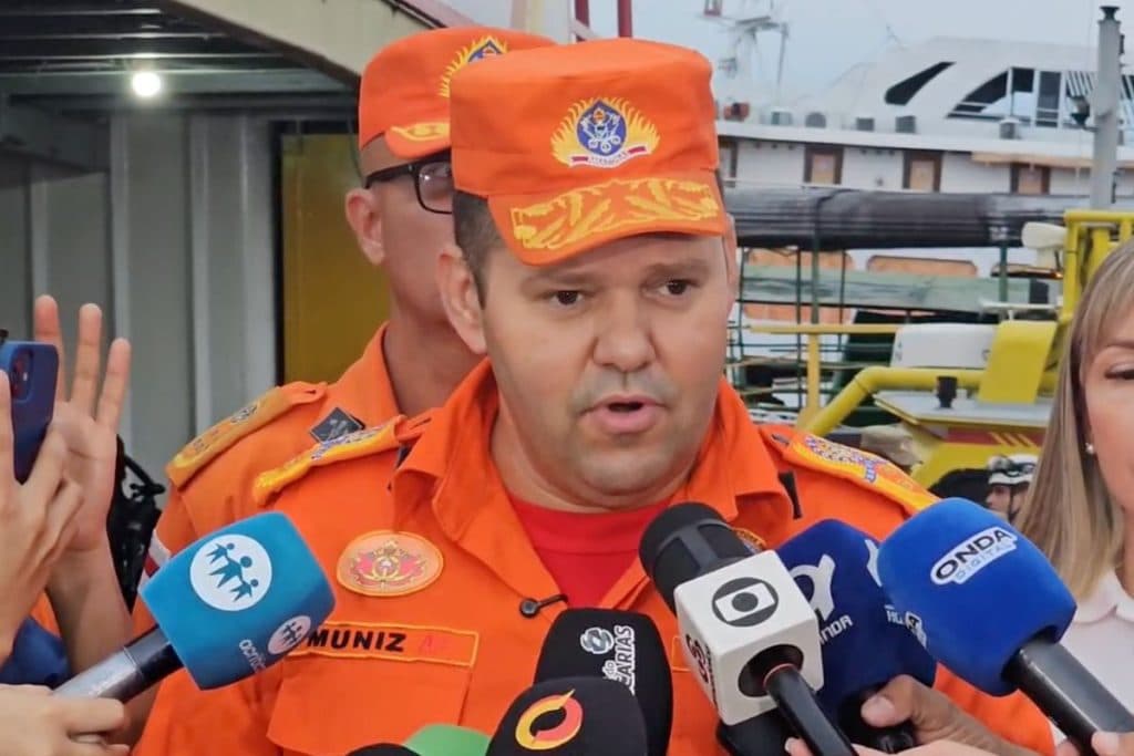 Buscas por vítimas de naufrágio entram em fase crítica com reforço de sonar e detetores de metal