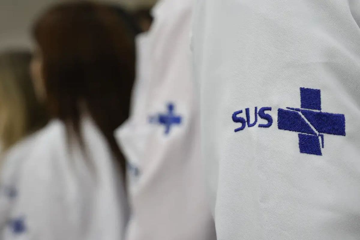 Governo Lula revoga edital para novos cursos de medicina após desempenho fraco no Enamed