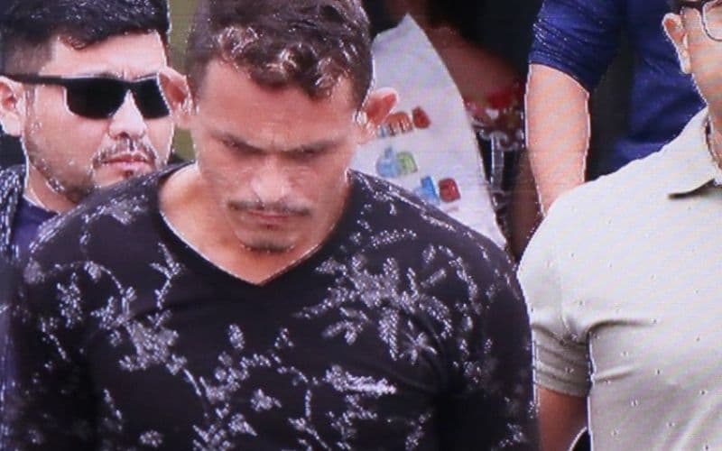 Filha de 10 anos viu criminoso invadir casa e matar os pais a facadas em Manaus