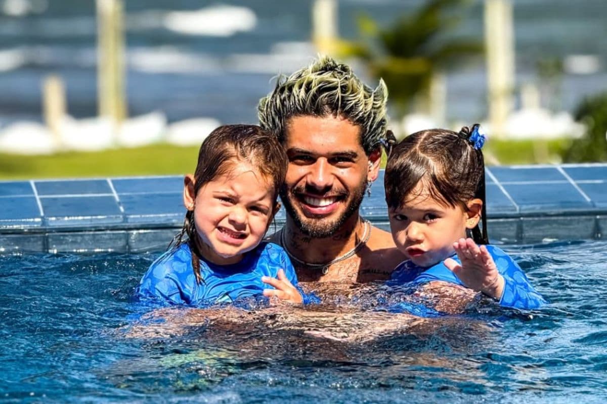 Zé Felipe reage a ataques e defende os filhos após críticas nas redes sociais