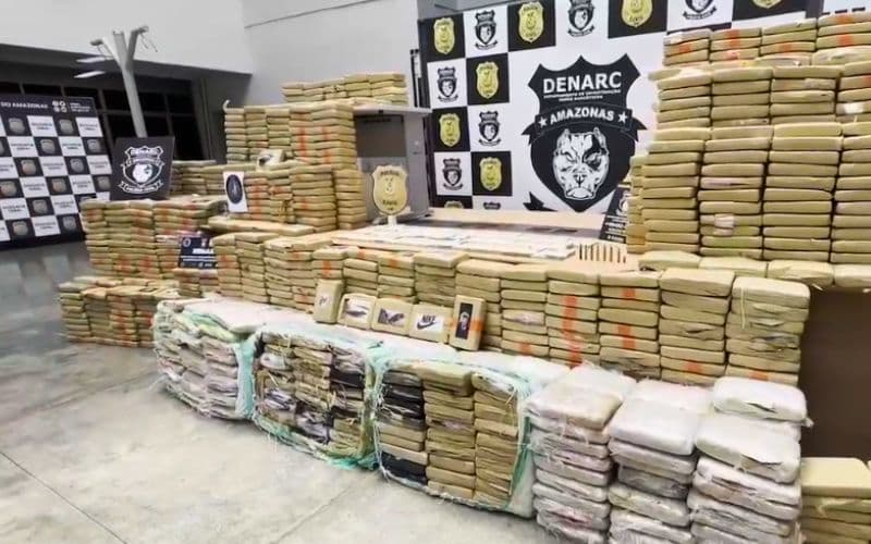 VÍDEO: Uma tonelada de droga avaliada em R$ 19 milhões é apreendida em Manaus