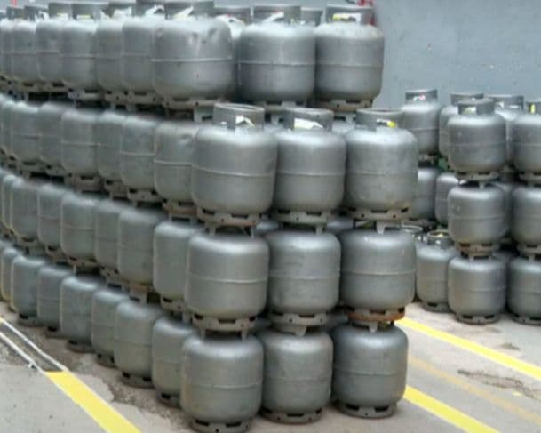 Nova MP prevê botija de gás gratuita para famílias com renda de até meio salário mínimo