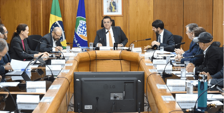 Previdência vai antecipar pagamento do 13º salário de aposentados e pensionistas do INSS