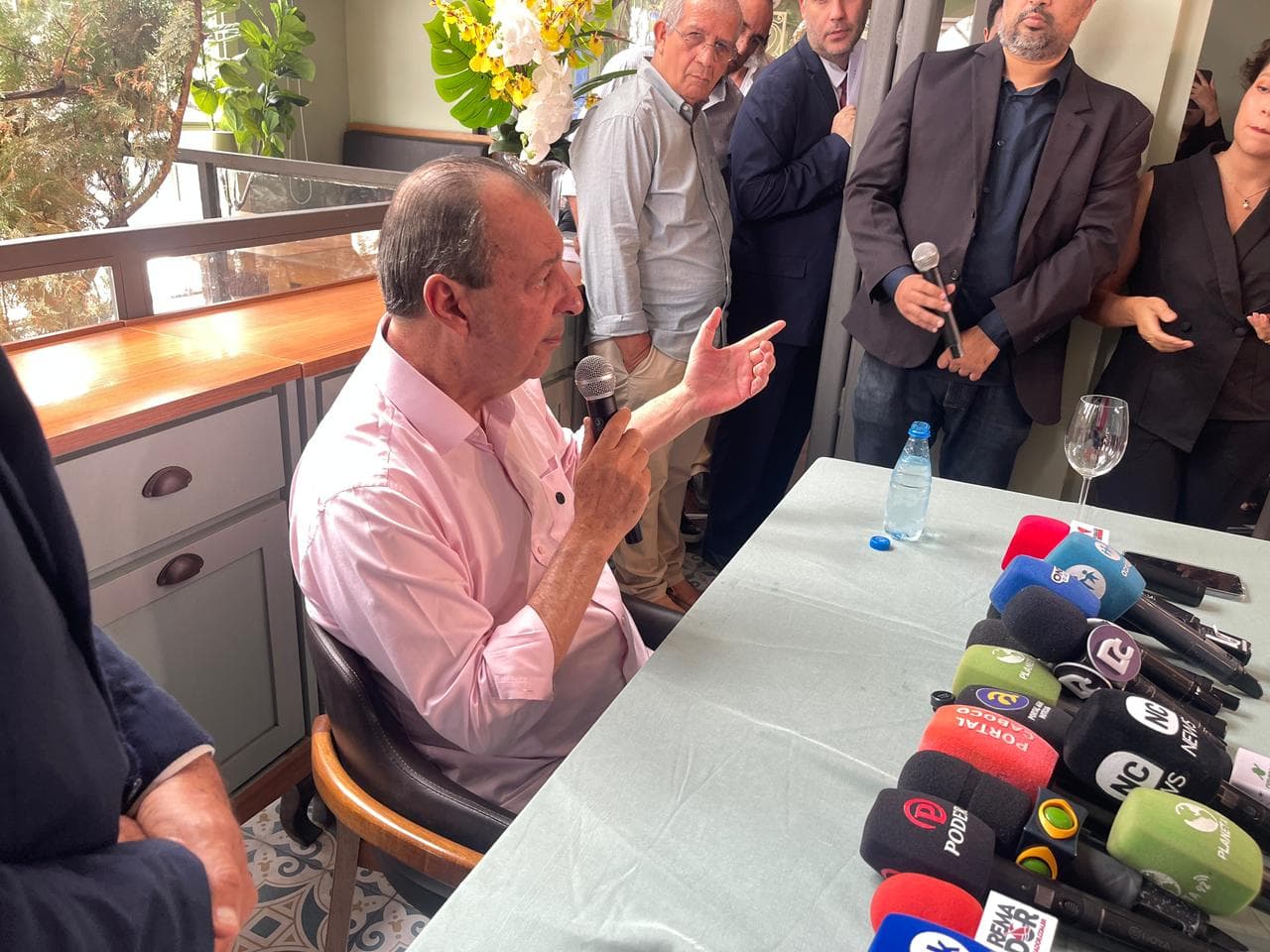 Omar Aziz divulga eixo estratégico de plano de governo oito meses antes da eleição