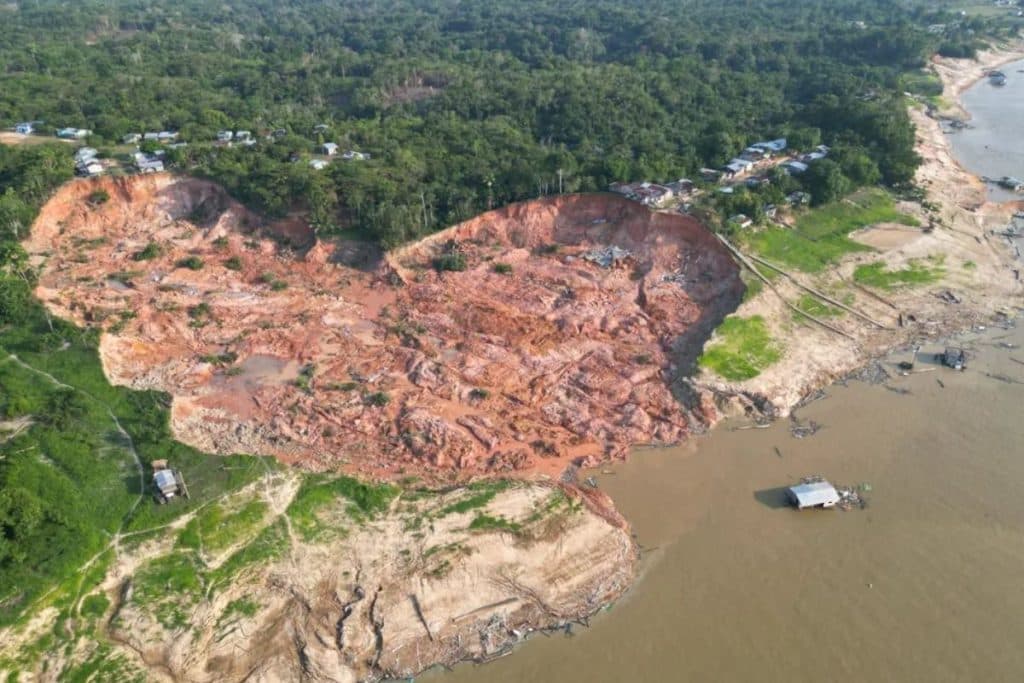 1 em cada 4 brasileiros já deixou casa por eventos climáticos extremos, aponta pesquisa