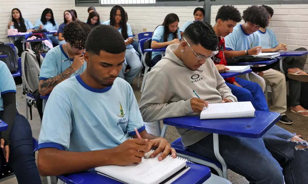 Alunos de Manaus não poderão ser obrigados a participar de atividades religiosas