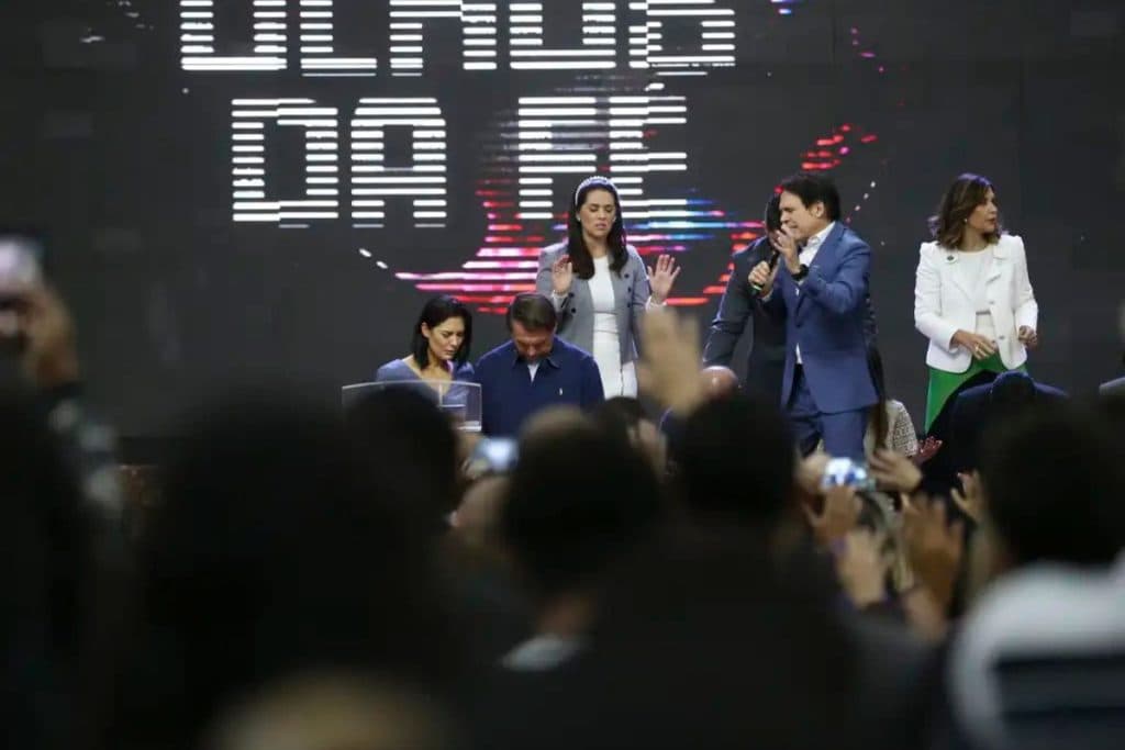 Campanha nacional é lançada para combater propaganda eleitoral em igrejas