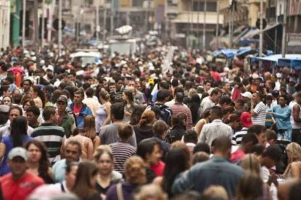 Amazonas muda de perfil: estado mais jovem convive com avanço de pessoas morando sozinhas