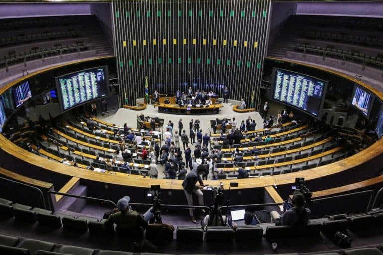 Congresso estica recesso e só volta ao trabalho em 10 de agosto