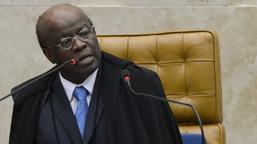 Joaquim Barbosa desiste de pré-candidatura à Presidência