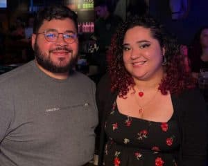 Ela é cantora, ele engenheiro: casal desafia a rotina e celebra 11 anos de companheirismo