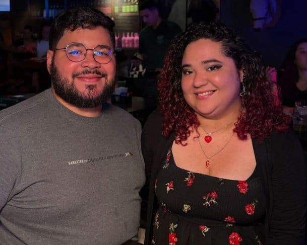Ela é cantora, ele engenheiro: casal desafia a rotina e celebra 11 anos de amor