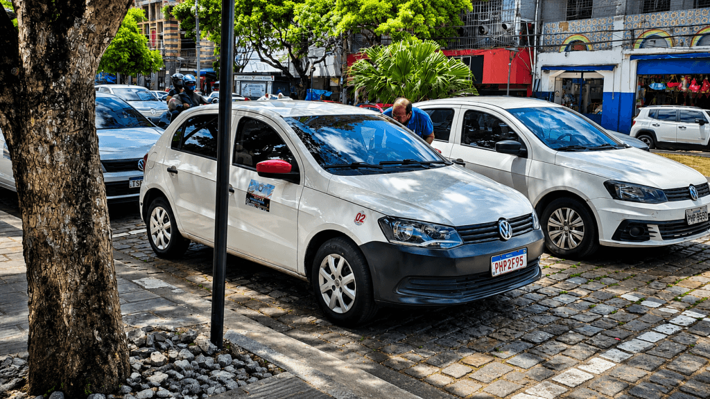 BNDES libera R$ 1 bilhão para motoristas de aplicativos e taxistas